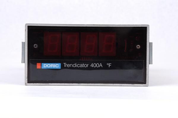 Цифровой индикатор Doric 400A Series